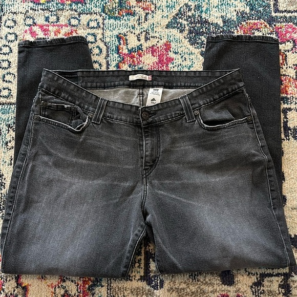 Levi's Denim - Levi’s 542 Women’s Faded Black Low Skinny Denim Jean size 22M